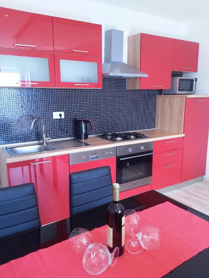 Grey House Apartment Makarska Exterior photo