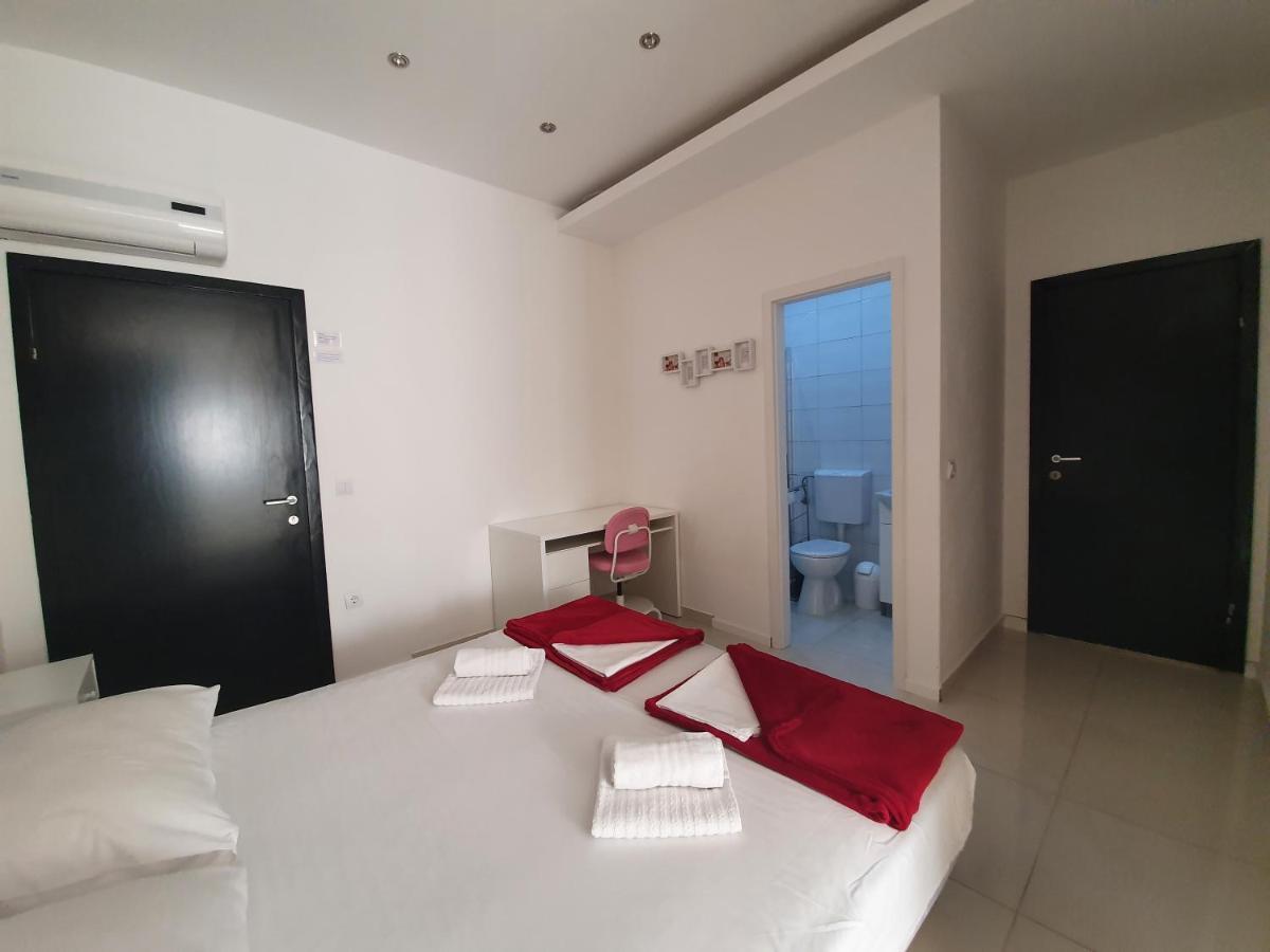 Grey House Apartment Makarska Exterior photo