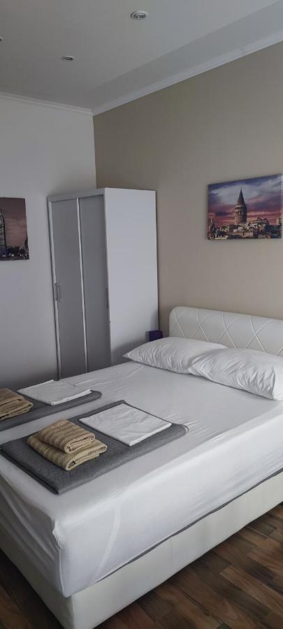 Grey House Apartment Makarska Exterior photo